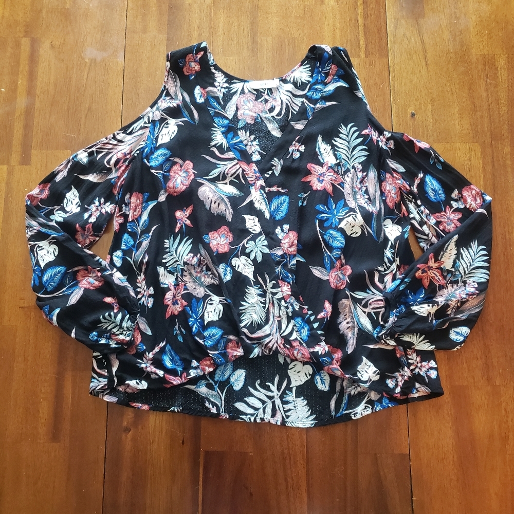 Lush Black Blue Red Floral Cold Shoulder Blouse